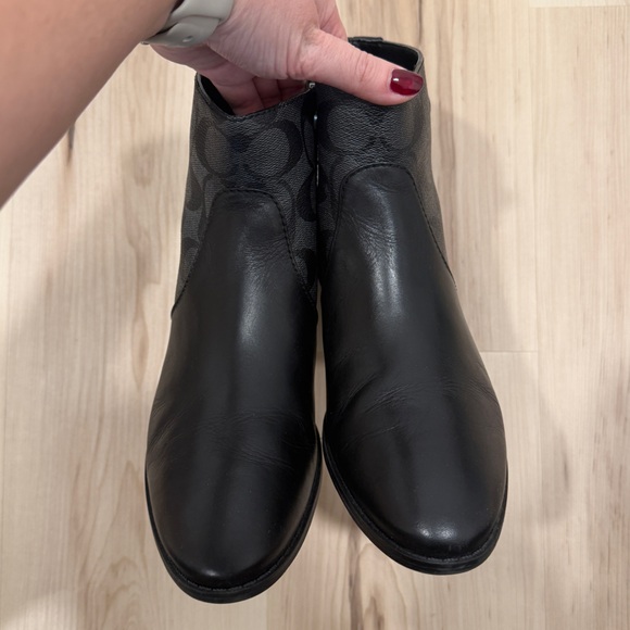 Coach Women’s Deni Bootie Black/Coal Size 7.5 - Picture 7 of 13